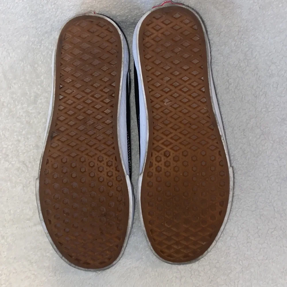 Vans - Picture 5 of 5